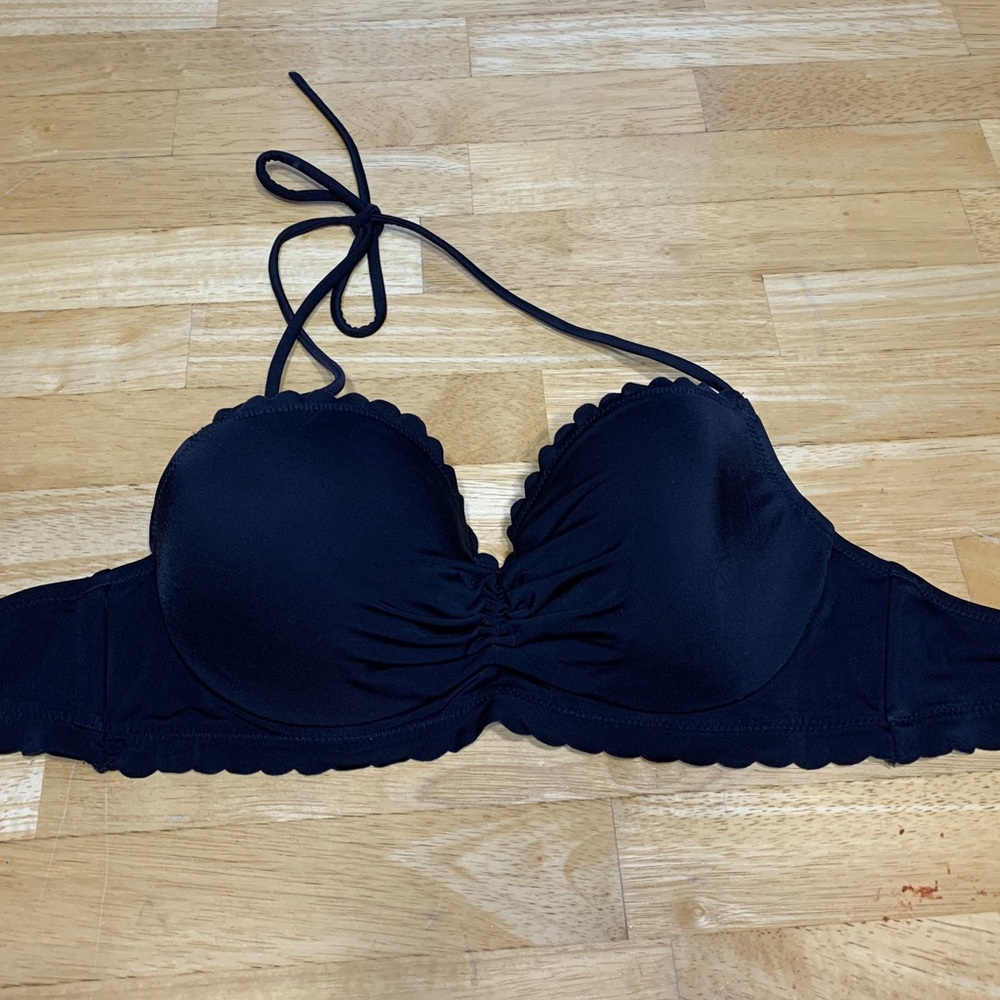 Black Scallop Bikini Top | 34C